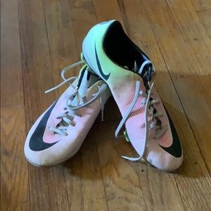 Men’s soccer cleats